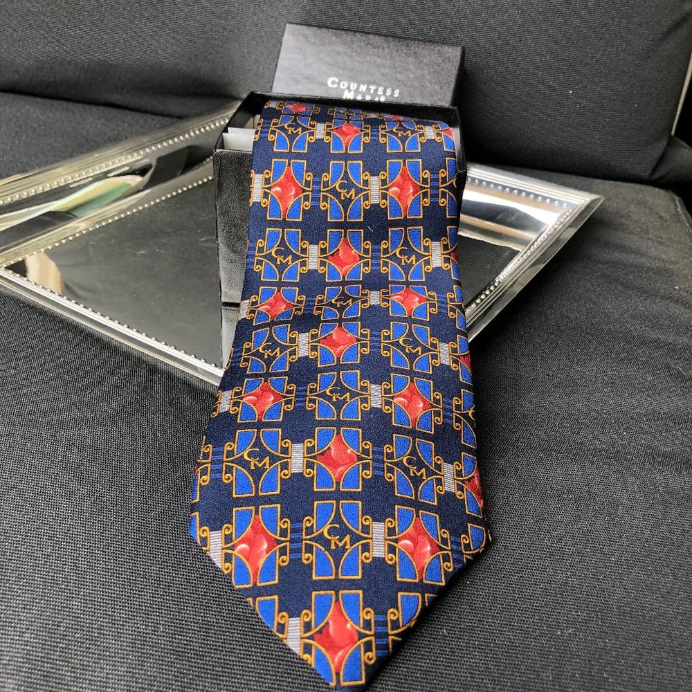 NIB Countess Mara 100% Silk Men's Tie